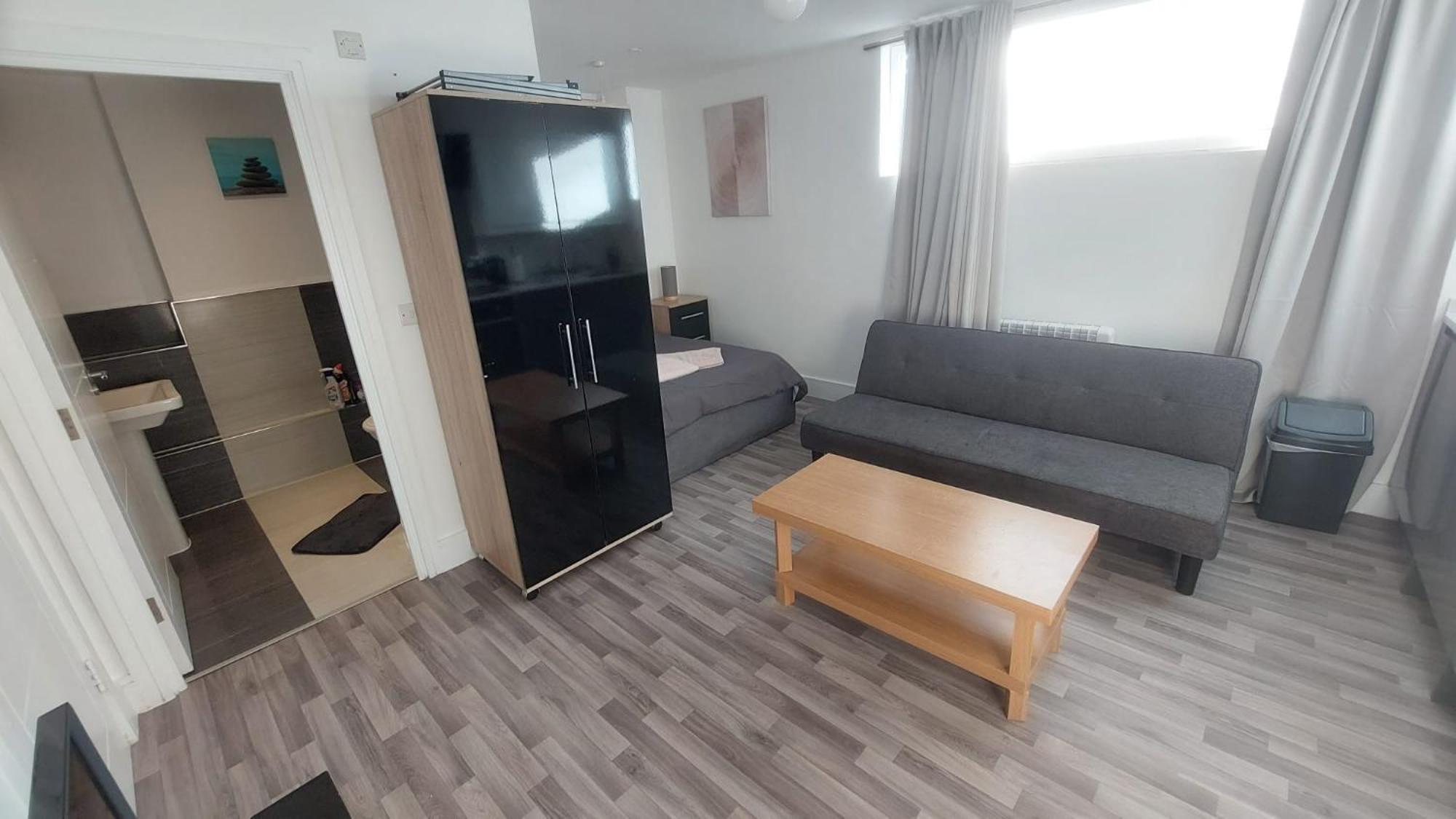 Spacious Studio Maidstone - Redecorated Oct 2023 Kültér fotó